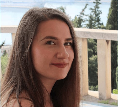 Slika za Šapat gradske tišine;  Slikarstvo Nikšićanke Lidije Nikčević - duboko i dirljivo ispitivanje našeg odnosa sa prostorom u kom živimo