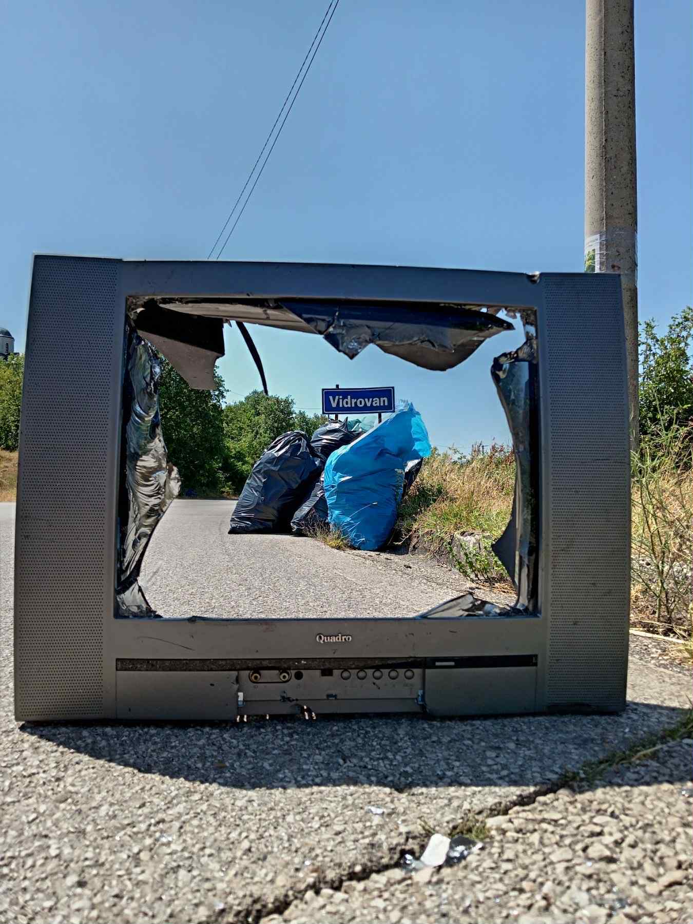 Slika za Više od tone smeća sakupljeno iznad vodoizvorišta Vidrovan, aktivisti ističu da su na deponiji tek zagrebali
